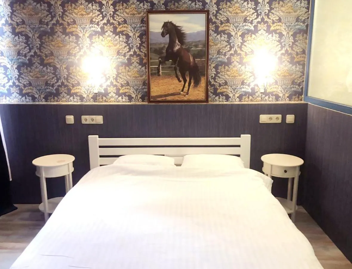아파트 Kiev Central Boutique Hotel