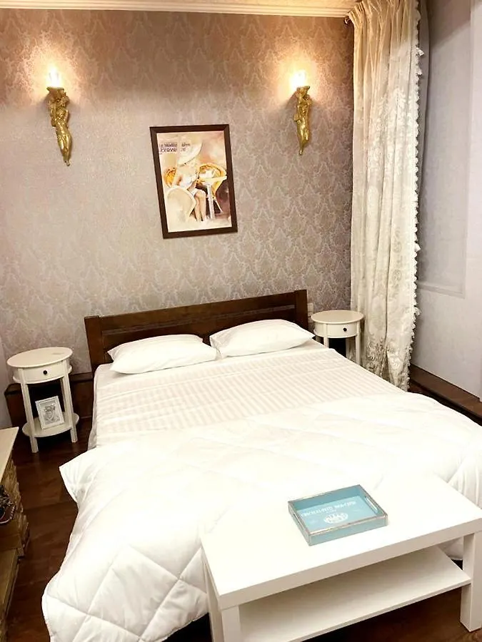 아파트 Kiev Central Boutique Hotel